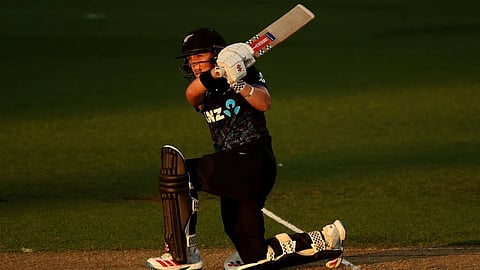 Amelia Kerr create history