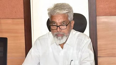 Maharashtra Marathi Language Made Compulsory in Schools from Class 1 to 10; Dada Bhuse Issues Warning and Signals Action