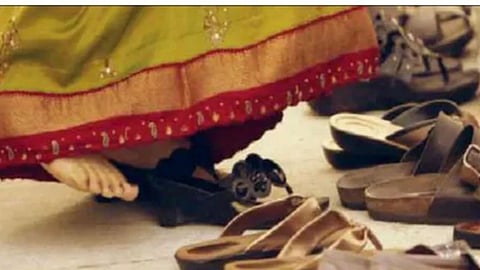 Why Shoes Are Not Allowed In Kitchen