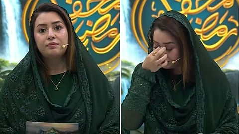 Pakistani news anchor breaks down on live TV while reporting on Iran war.
