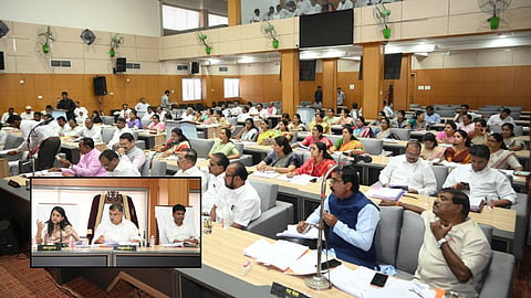 Amravati Municipal Corporation's general body meeting turns chaotic over a ₹40 crore cleaning contract & pending rent from BOT complexes. 5 committees formed.