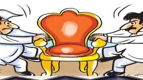 High-voltage election for Chandrapur Standing Committee Chairman today. Tie expected between BJP+ alliance and Congress. Will a lucky draw or internal rift decide the winner?