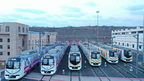 Nagpur Metro celebrates 7 years of service. Over 12.4 crore passengers traveled since 2019. Check highlights of daily ridership, Phase-II expansion, and digital ticketing.