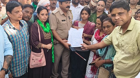 High tension in Nagpur's Wadi as relatives protest with teacher Sandesh Raut's body, alleging murder staged as an accident. Police promise deep probe.