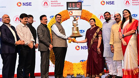 Nashik Municipal Corporation Takes Major Financial Step for Water Projects; Devendra Fadnavis Launches Green Bond with the Ringing of a Bell