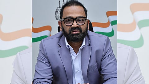 NMC Commissioner Dr. Vipin Itankar sets a strict deadline of March 31, 2027, for the completion of the biomining project at Bhandewadi dumping yard.