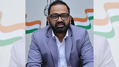 Nagpur Municipal Corporation (NMC) to fill 8,659 vacant posts across categories A, B, and D. Commissioner Dr. Vipin Itankar directs GAD to start the recruitment process.