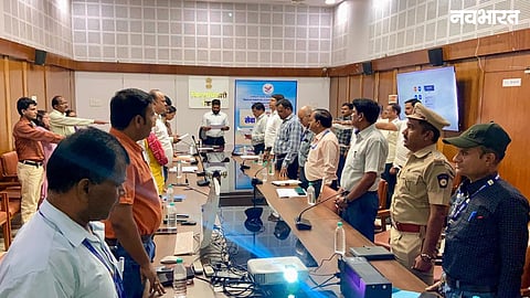 Bhandara Collector Sawan Kumar directed officials to ensure accuracy in Digital Census 2027, highlighting the importance of self-enumeration and mobile-based data collection.