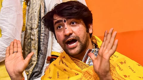 dhirendra shastri bageshwar baba nagpur press conference clarification chhatrapati shivaji maharaj statement controversy