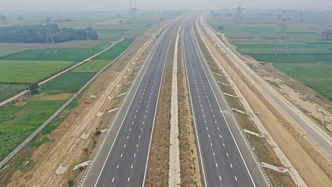 Ganga Expressway: Another Gift for UP—Will the Distance Between Delhi and Patna Also Decrease? Find Out What the New Route Is.