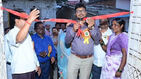25 families of the Mang-Garodi community in Kudwa, Gondia, moved into permanent houses under the Ramai Awas Yojana. ZP CEO Muruganantham emphasized education and inclusive development.