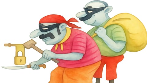 Theft in Shanti Nagar Nagpur