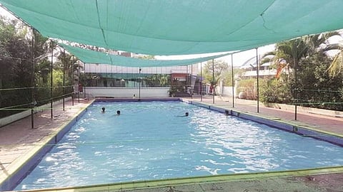 dda swiming pool