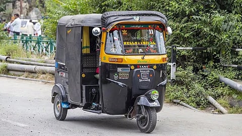 vasai-virar-illegal-auto-rickshaw-action-fine-traffic-drive