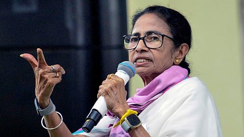 Mamata Banerjee calls BJP a 'minority government' after Women Reservation Bill fails in Lok Sabha. Claims BJP's decline has started from Delhi and will end in Bengal.