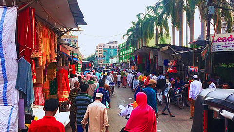 The Nagpur Municipal Corporation has identified 410 plots for new markets, yet not a single plot of 5,000 square meters is available across three major zones. Get the full breakdown of the city's markets.