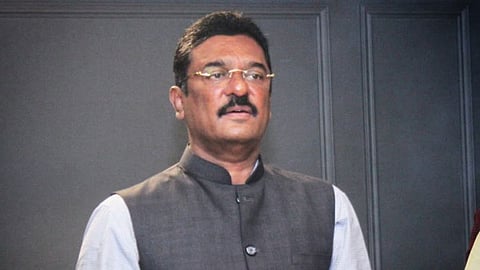 Starting May 1, Marathi language knowledge is mandatory for all taxi and rickshaw drivers in Maharashtra. Minister Pratap Sarnaik warns of license cancellation for non-compliance.