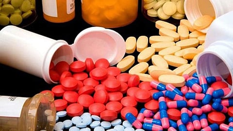 Sambhajinagar: Uproar at Savarkar Hospital; Questions Raised Over Medicine Stock; Case Registered Against 5