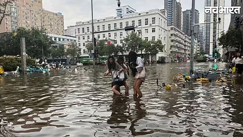 Qinzhou Heavy Rain Leaves Thousands Of Cars Submerged As Southern China Faces Major Flood Emergency