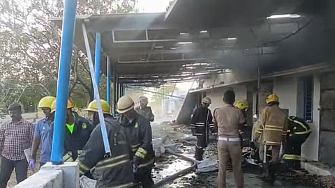 Major explosion at a firecracker factory in Kattanaarpatti, Tamil Nadu; 16 dead, many feared to have sustained burns.