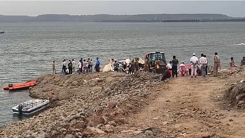 Jabalpur Bargi Dam Cruise Accident Rescue Operation Death Toll Pm Modi Compensation