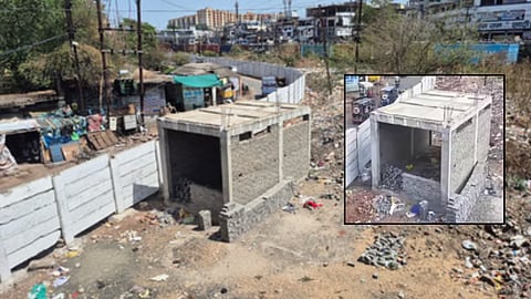 Bhopal Ward 40 Toilet Construction Blocked By Railway Wall Negligence