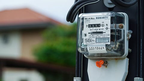 Lights still off even after recharging prepaid smart meter file complaint.