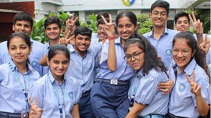 deori class 10 result 2026 chhatrapati shivaji highschool student honour