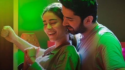 Ananya Panday Chand Mera Dil box office collection
