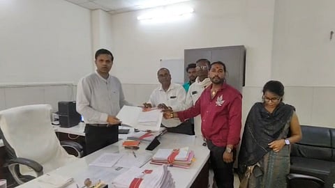 bherunda-janpad-panchayat-tender-dispute-complaint-against-ceo