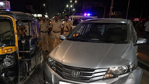 Car Hit Auto While Escaping Police Checking In Sambhajinagar