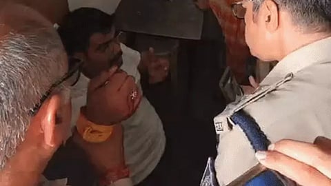 youth-who-arrived-with-a-complaint-slits-his-wrist-sp-office