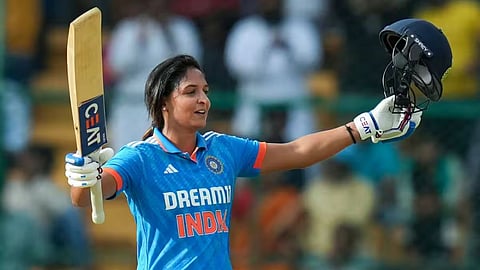 Why are you asking this question? Harmanpreet snaps at a question about retirement; captain's reply leaves everyone stunned – VIDEO