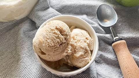 Easy and Home made Ice-Cream Recipe made of rusk and dryfruits for Summer