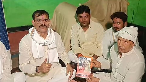khajuraho-mp-vd-sharma-panna-visit-received-traditional-welcome