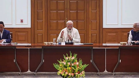 Amid Global Uncertainties PM Modi Chairs Economic Advisory Council Meeting