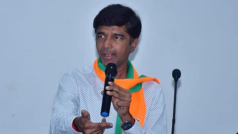 BJP MLA Prashant Bamb issued a strict warning in Chhatrapati Sambhajinagar, announcing a mobile app to monitor attendance of teachers and officials at headquarters.