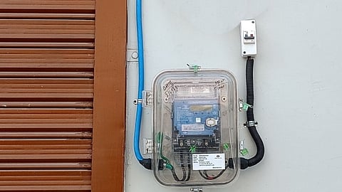 smart meter scheme electricity bill burden consumers maharashtra