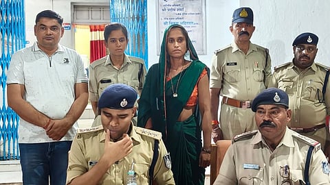 Unhel Murder-Case Blind Murder Case-Wife Arrested-Husband Murder-Hammer Attack-Crime News