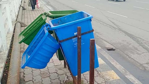 bhandara dustbin free city cleanliness drive fine on littering