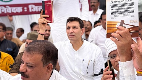 Bhopal Congress Protest Roshanpura