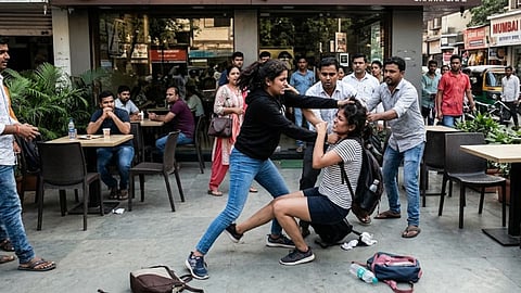Indore MIG Police Girls Fight Case