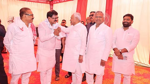 Nitish Kumar Meets Jama Khan’s Family During Visit to Kaimur