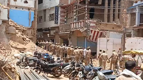 Final measurements taken for 6 mosques in Dalmandi for road widening.