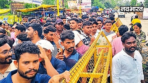 Massive public outcry in Gadchiroli against paper leaks: Echoes of the Jantar Mantar protest; thousands of students take to the streets.
