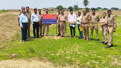 Prayagraj Police Attach 110 Crore Benami Property Linked Atiq Ahmed Under Gangster Act