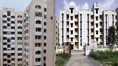 Delhi Slum Rehabilitation: Delhi Govt Will Allot 35000 EWS Flats To The Poor Slum Residents In Delhi
