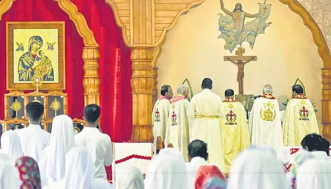 Unified Mass: Dissenting clergy in Kerala seeks ‘separate church’ under Pope 