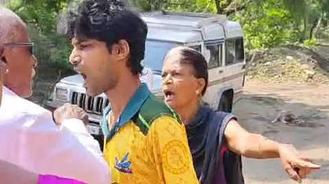 The Congress Woman councilor of Mettupalayam Municipality, her husband and son were booked for allegedly assaulting a youth for questioning the sanitation work in the ward.