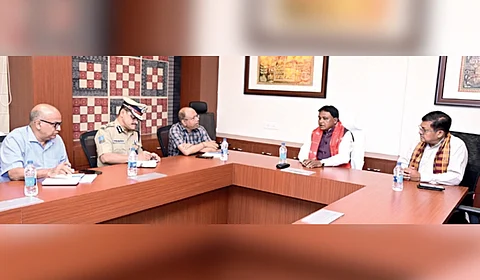 CM Mohan Majhi in discussion with senior officials in Bhubaneswar on Sunday